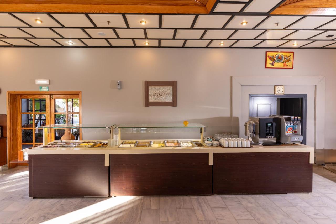 אדליאנוס קומפוס Hotel Kathrin Beach מראה חיצוני תמונה