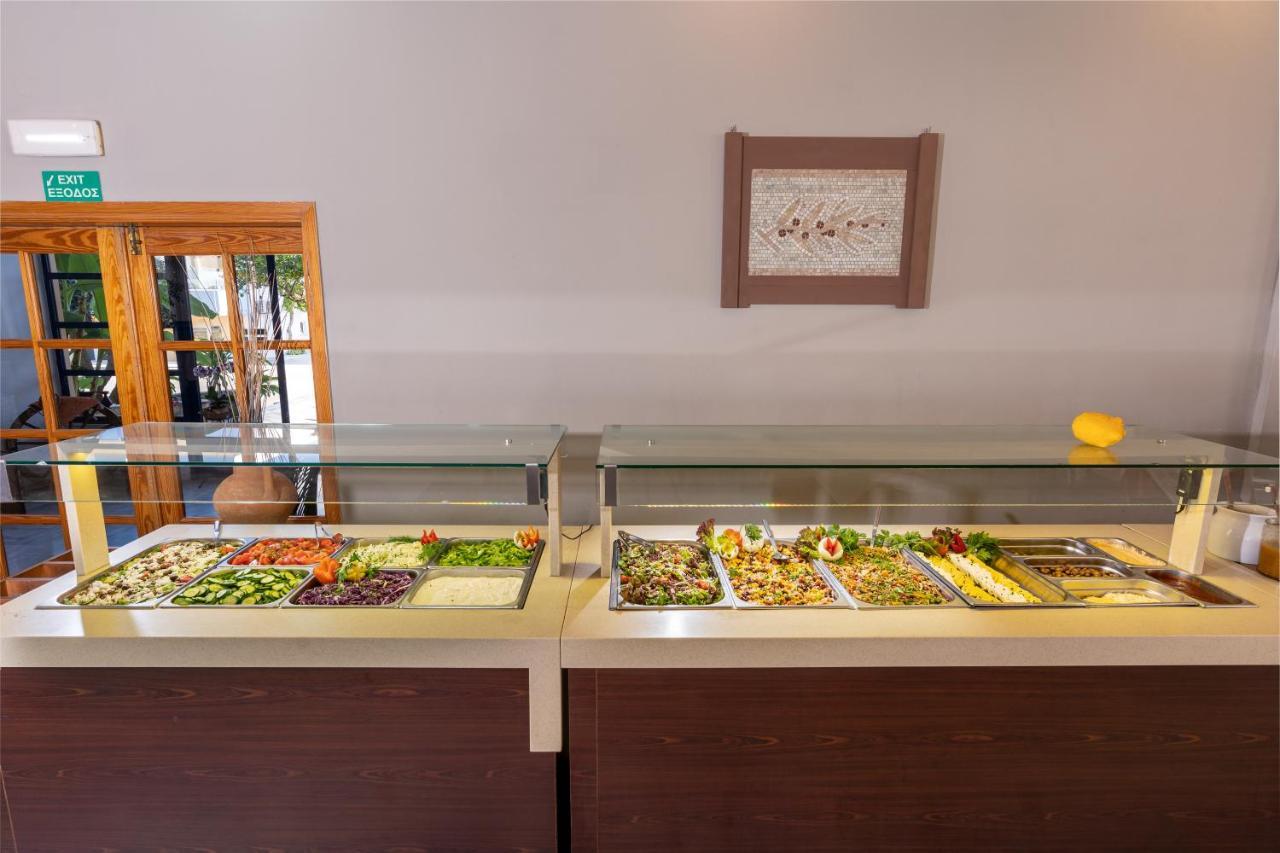 אדליאנוס קומפוס Hotel Kathrin Beach מראה חיצוני תמונה