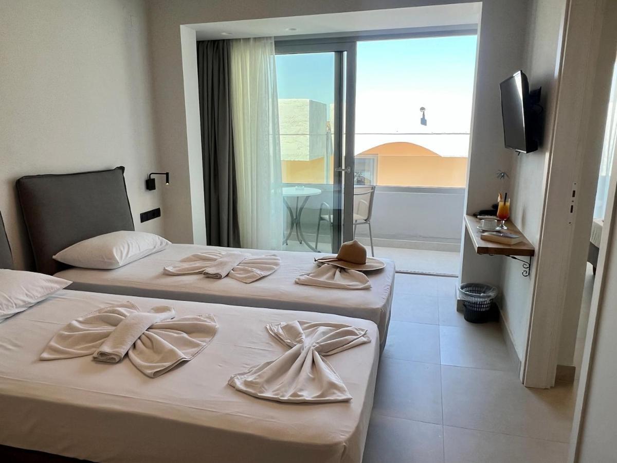 אדליאנוס קומפוס Hotel Kathrin Beach מראה חיצוני תמונה